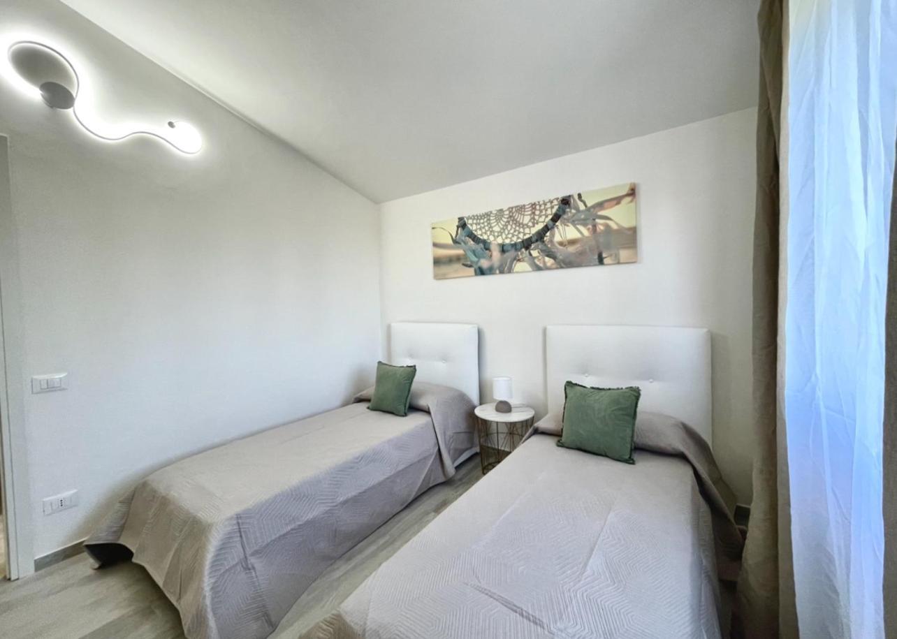 Seafront Duplex Villas Sea View And Spacious Gardens Porto Recanati Bagian luar foto
