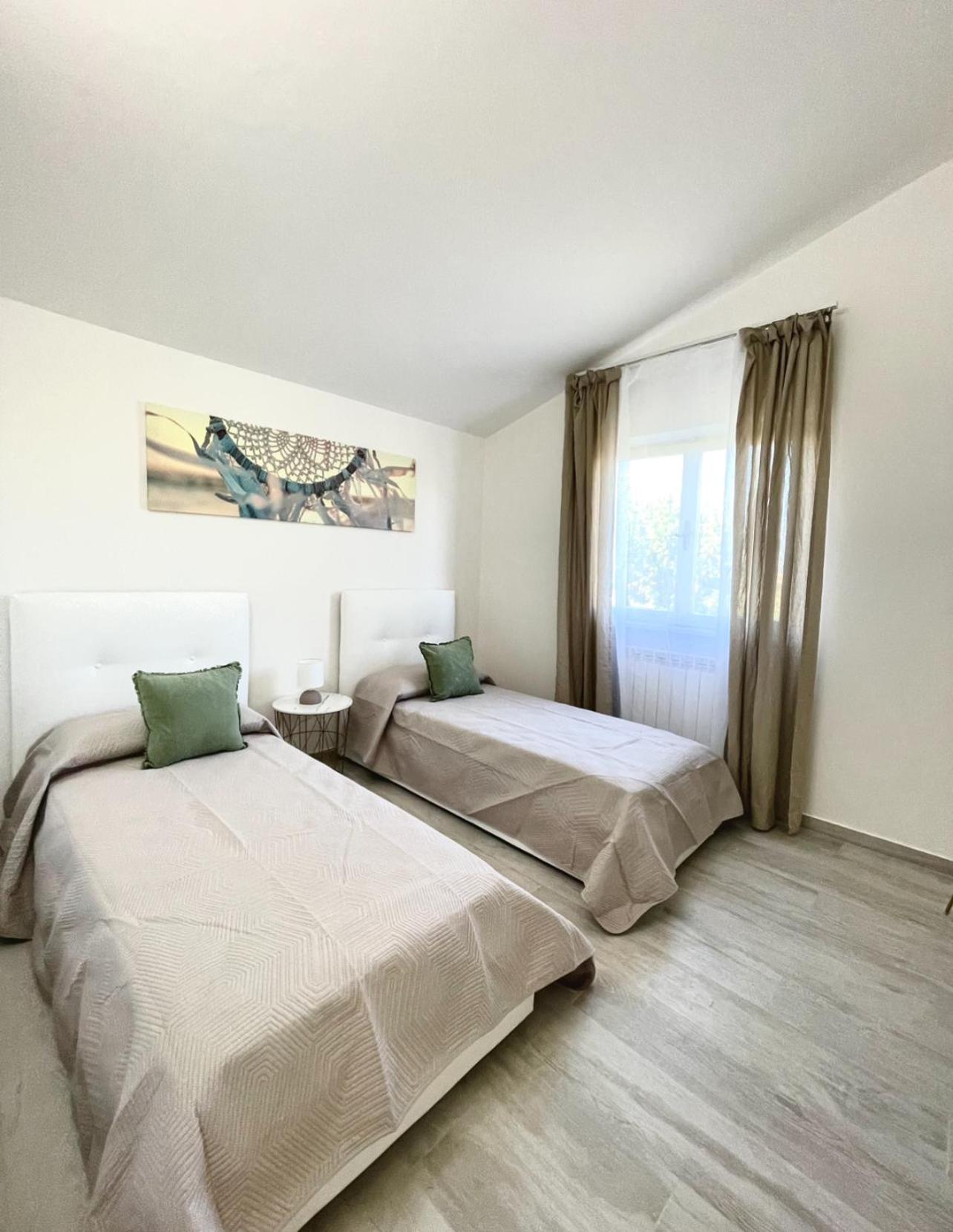 Seafront Duplex Villas Sea View And Spacious Gardens Porto Recanati Bagian luar foto